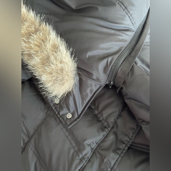 Marc New York, Andrew Marc - Women's Black Mid-Length Puffer Coat (L) - Picture 5 of 16